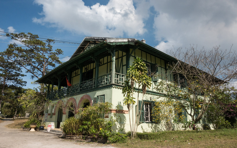 colonial house, 1