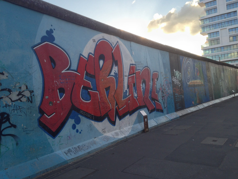 Berlin Wall graffiti: Berlin
