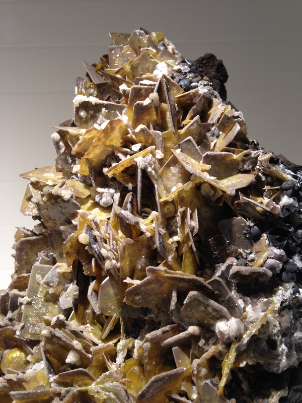 Wulfenite rock