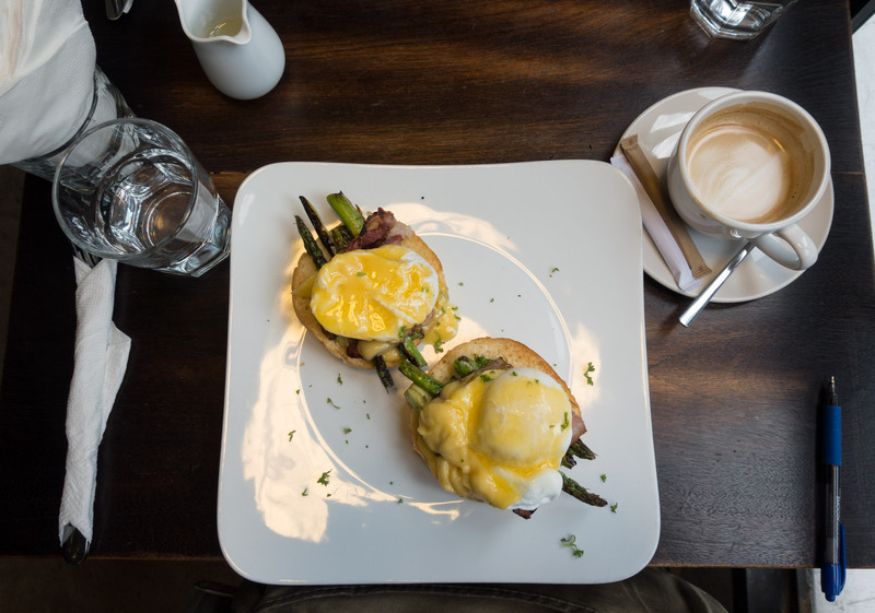 eggs benedict