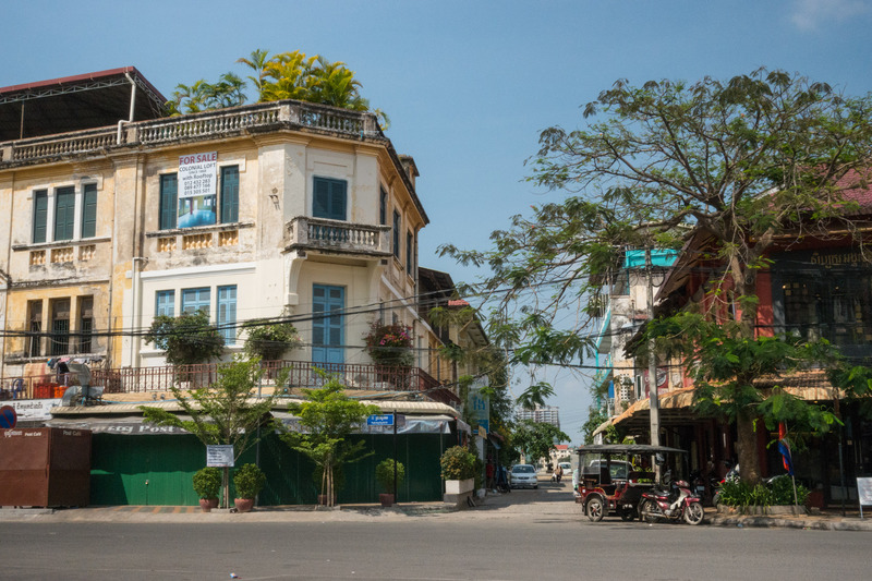 tuk tuk on the street corner