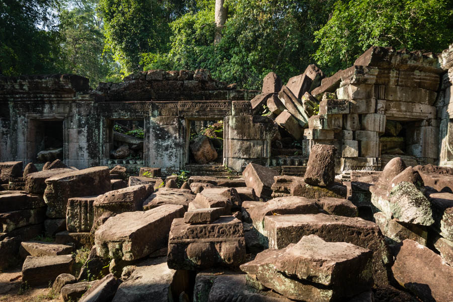 rubble in front of a wall at Preah Khan