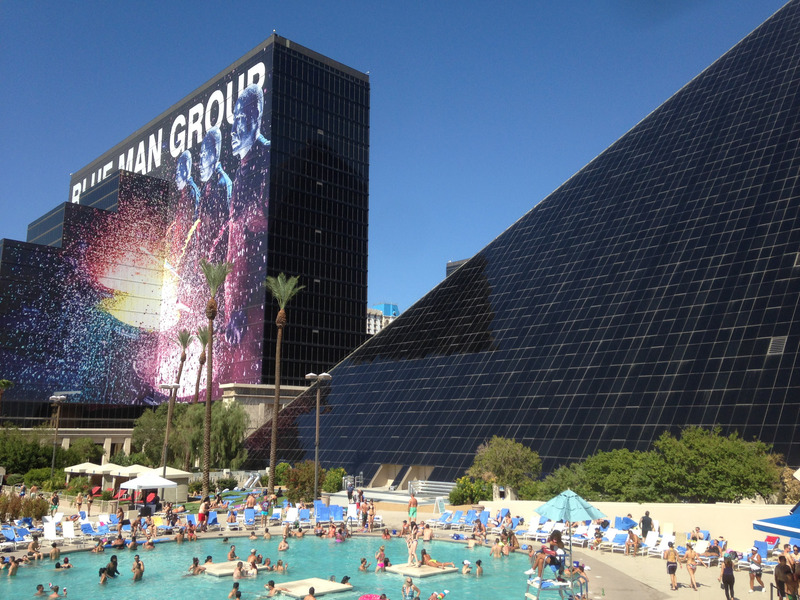 pools in front of the Luxor and the Bellagio