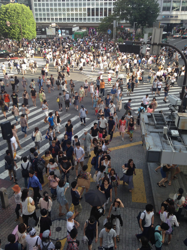 Shibuya crossing, filled with people