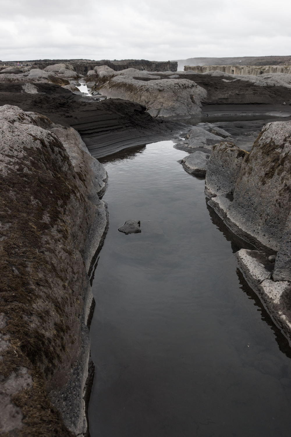 Reflecting pool